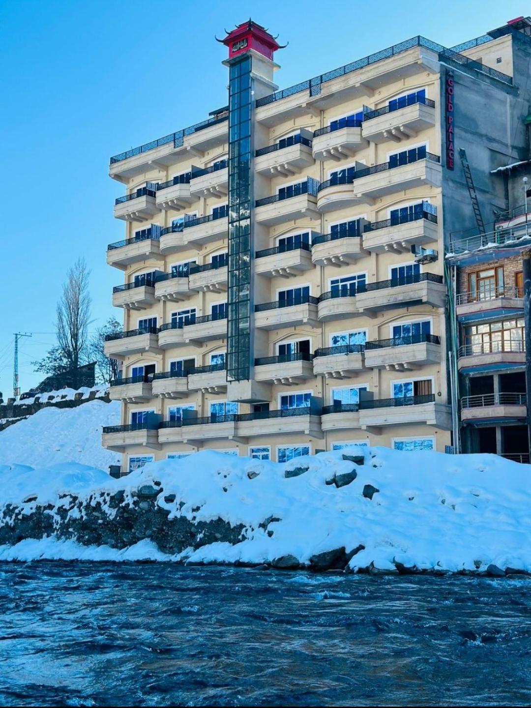 Gold Palace Hotel & Food Lounge Karandukai Exterior foto